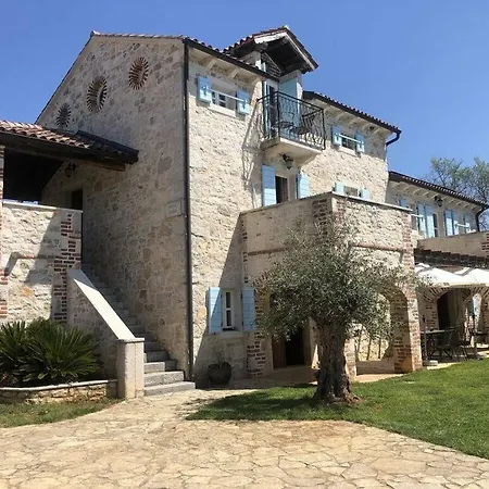 Lamija Comfortable Holiday Vila Porec