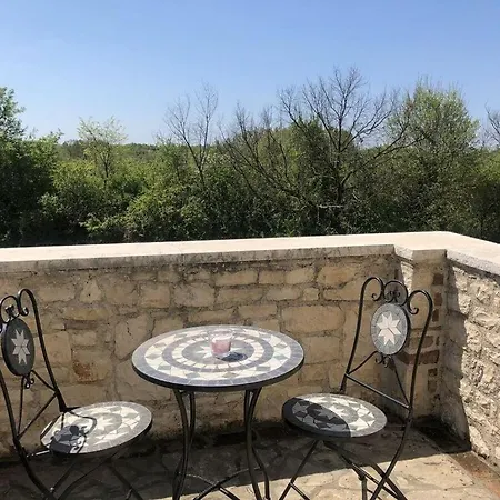 Lamija Comfortable Holiday بوريتش